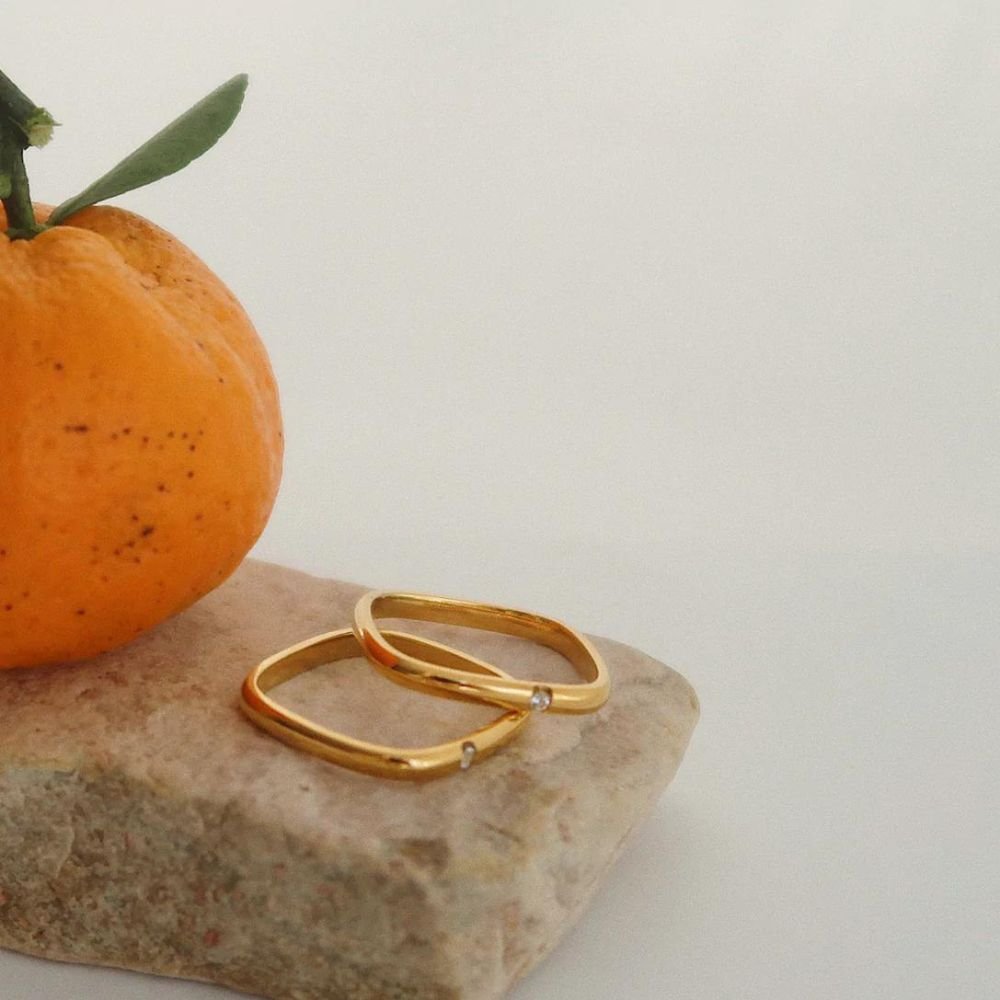 Barcelona Square Ring - Bare Essentials