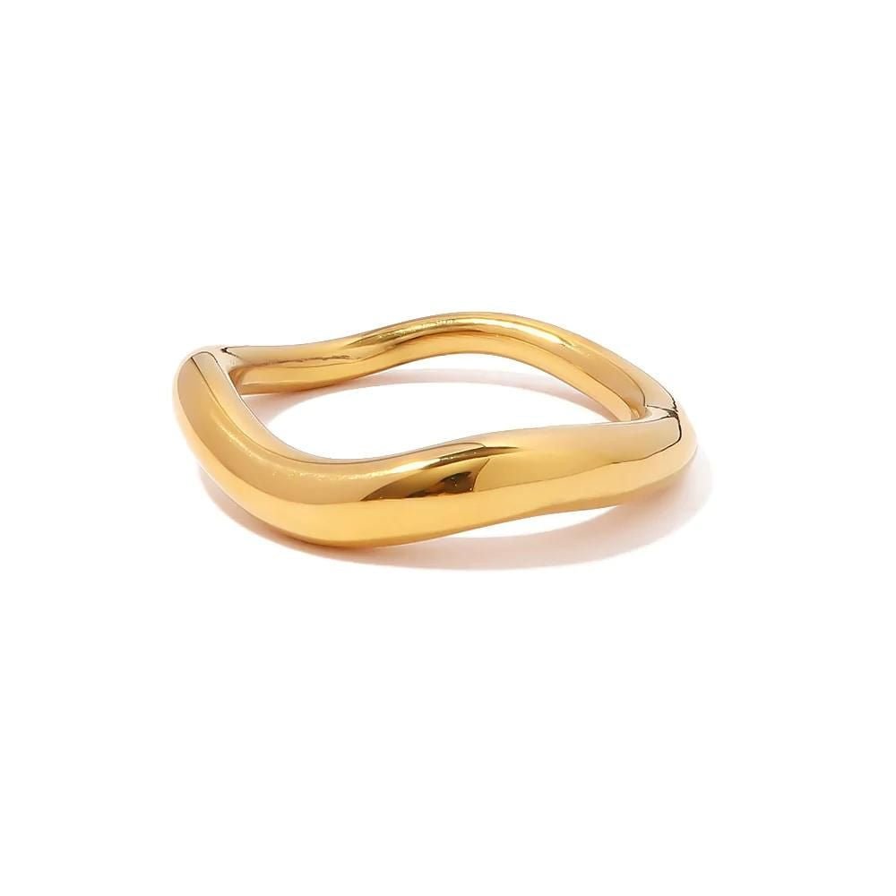 Coppenhagen Wave Ring - Bare Essentials